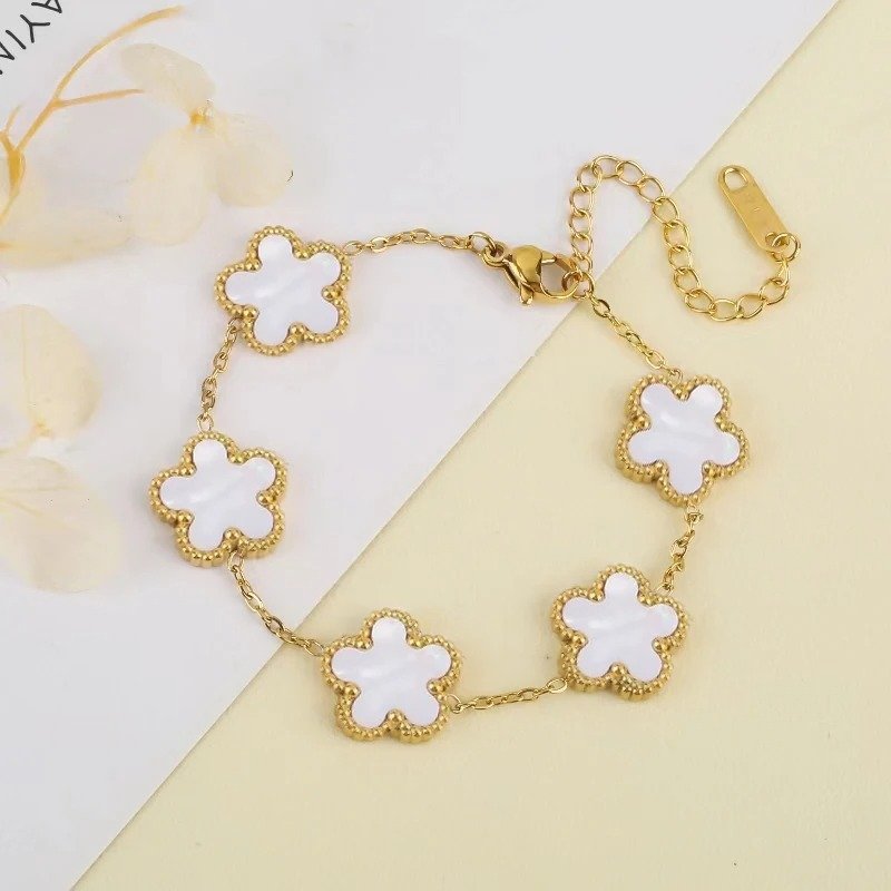Hot Sale Stainless Steel Laser Five Leaf Flower Petal Adjustable Clover Bracelet Necklace Classic for Woman Girl Brand Jewellery Party Gift