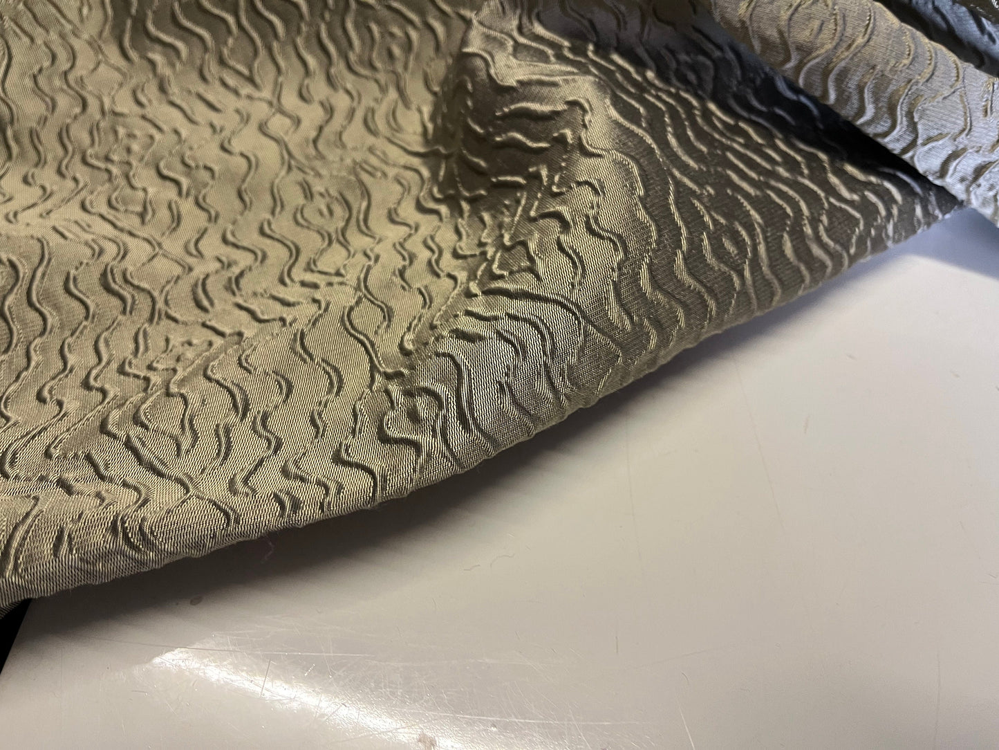 NEW High Class Pure Silk Shiny Jacquard Cloque Fabric
