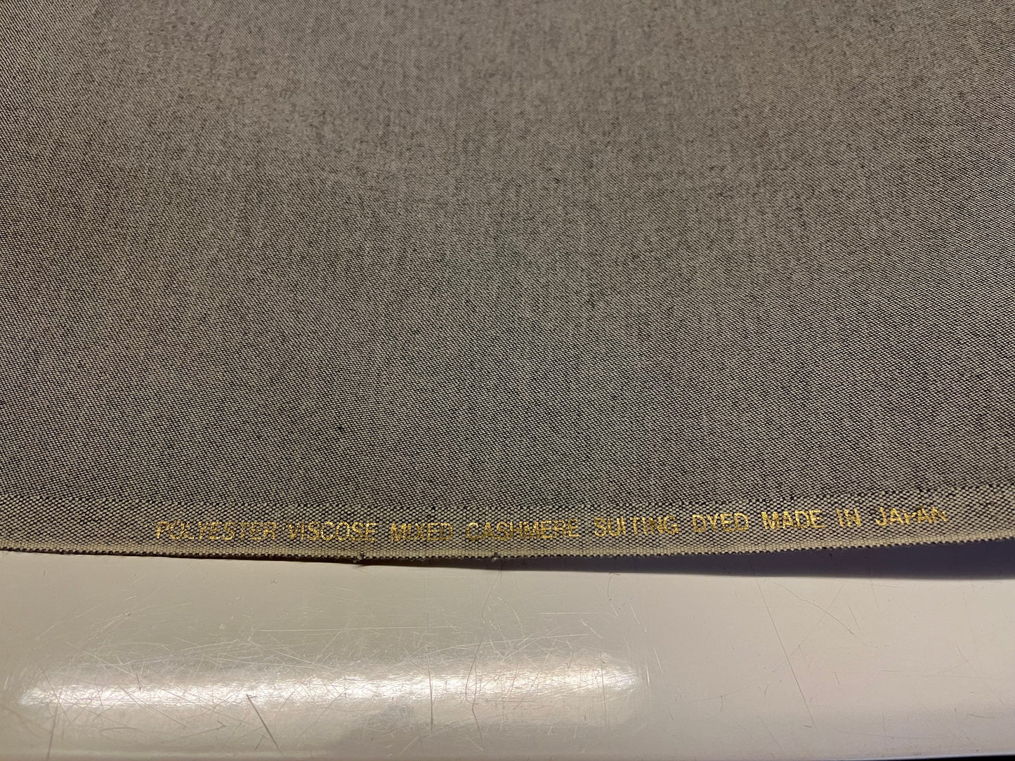 NEW High Class Polyester Viscose Mixed Cashmere Suiting Dyed Fabric Made In Japan