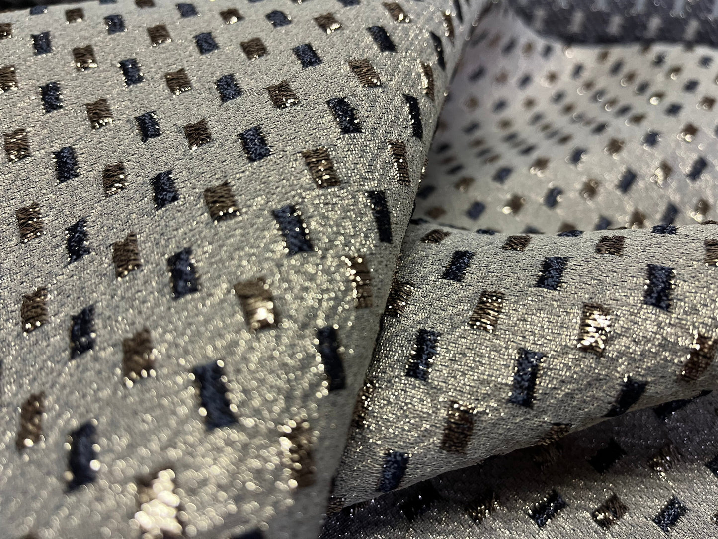 NEW High Class Jacquard Brocade Cloque Lurex Fabric