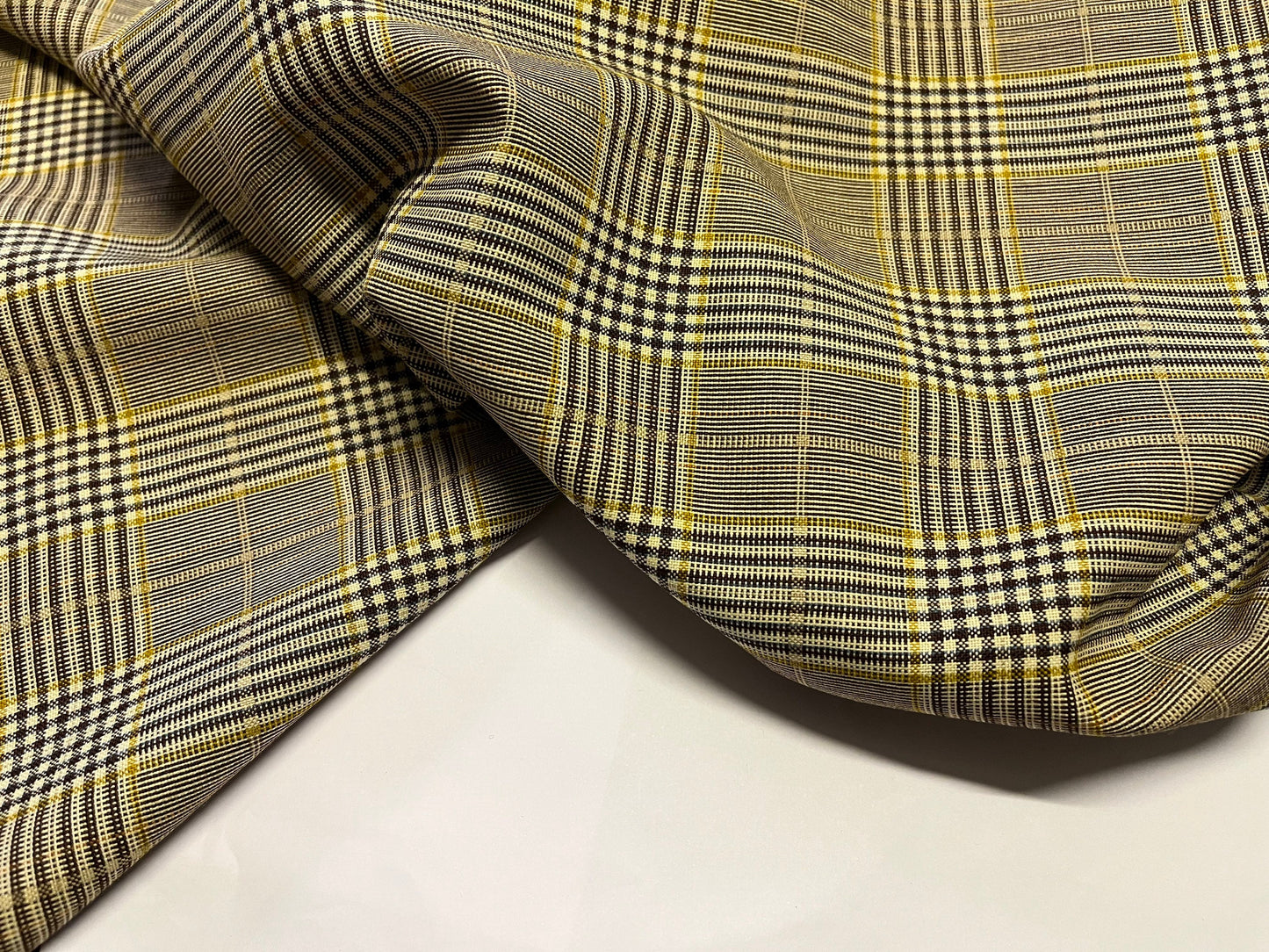 NEW High Class Check Terylene Worsted Wool Suiting Fabric Made In England