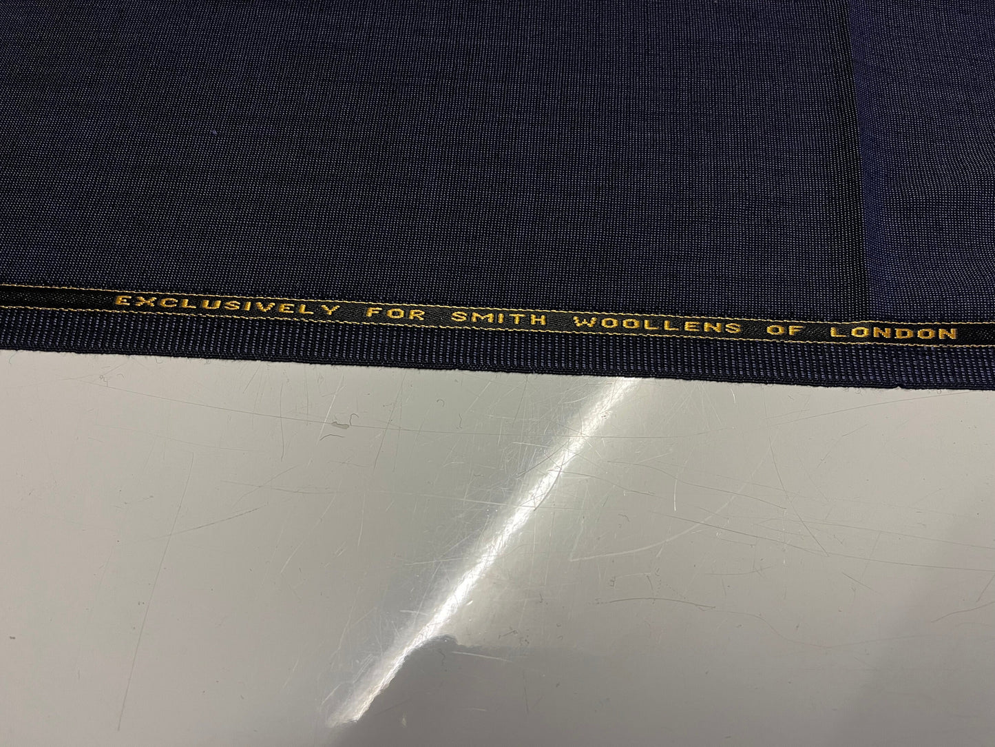 NEW High Class Gilt Edge All Wool Made In Huddersfield England Spot Suiting Fabric