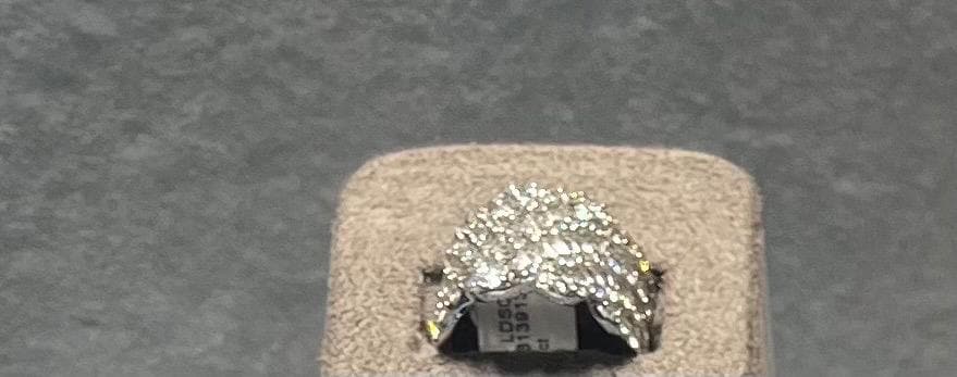 NEW 9CT White Gold, 2.15 TCW FG Carrot Diamond Ring Unisex Women’s / Men’s Ring (Please See Description)