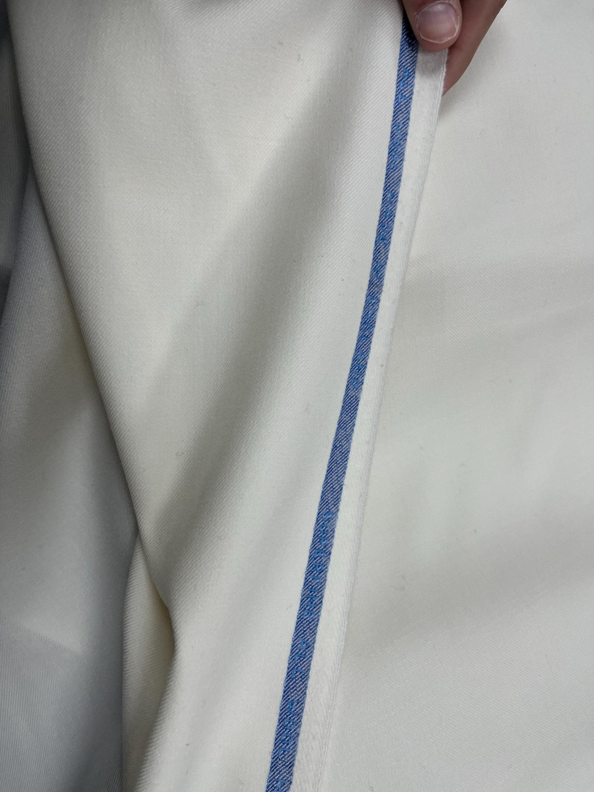 NEW High Class Ivory Cream Superfine All Wool Twill Suiting Fabric (New Collection) (Please See Description)