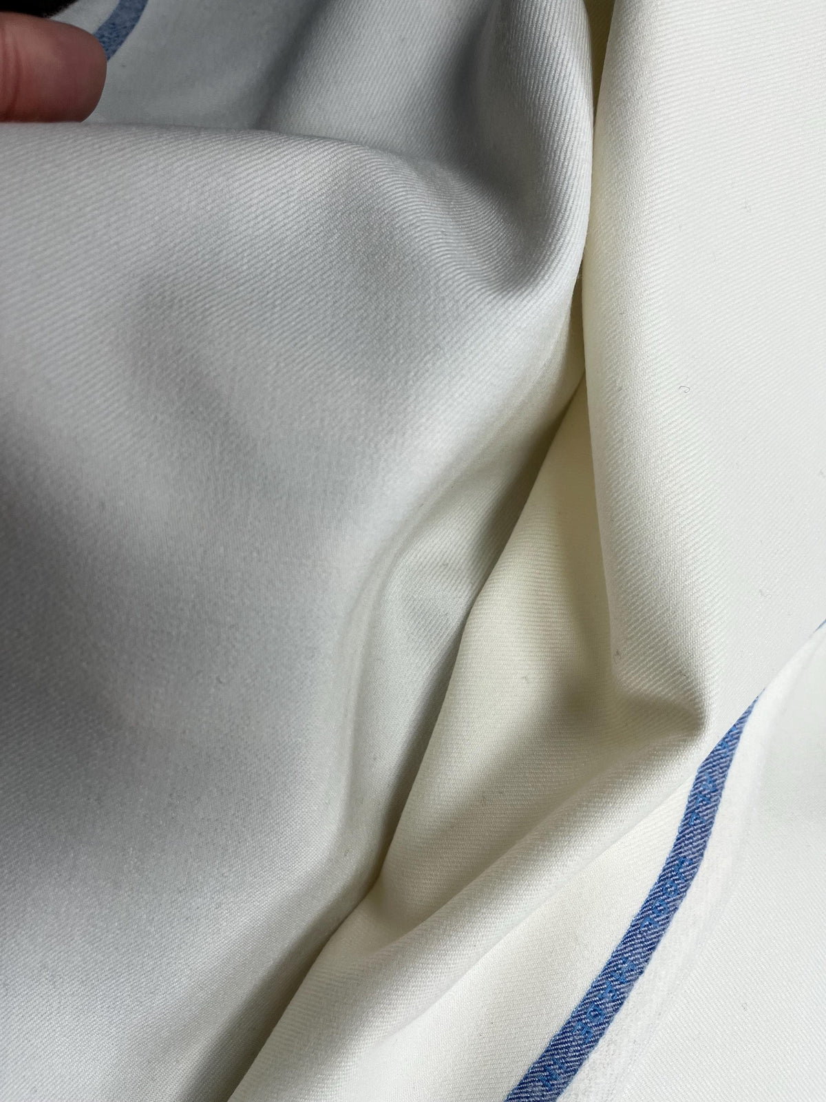 NEW High Class Ivory Cream Superfine All Wool Twill Suiting Fabric (New Collection) (Please See Description)