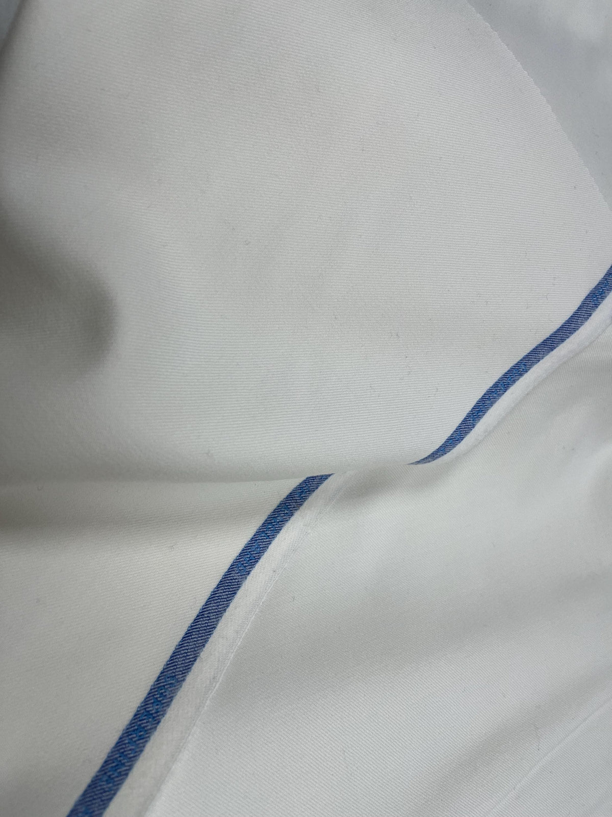 NEW High Class Ivory Cream Superfine All Wool Twill Suiting Fabric (New Collection) (Please See Description)