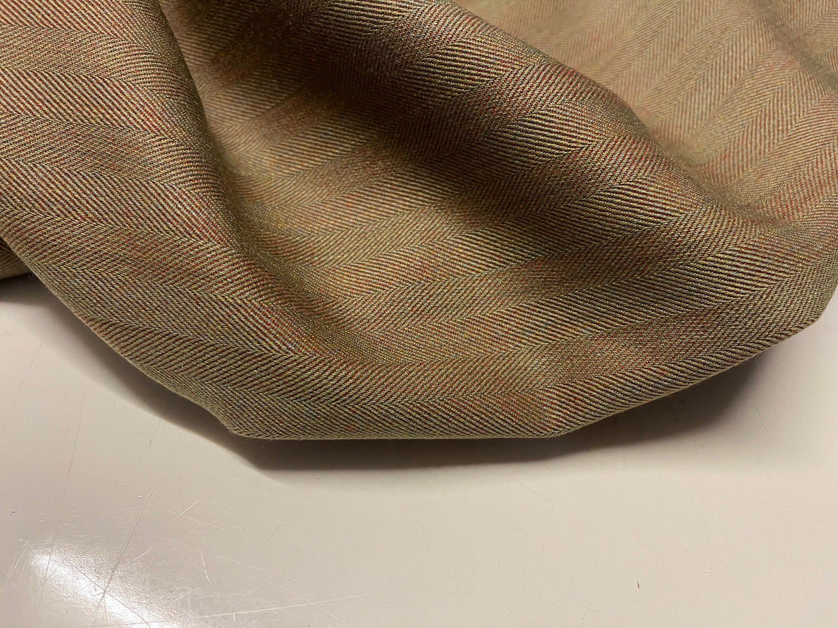 NEW High Class Two Tone Herringbone Original Solaro Superfine Wool Worsted Made In England Suiting Fabric