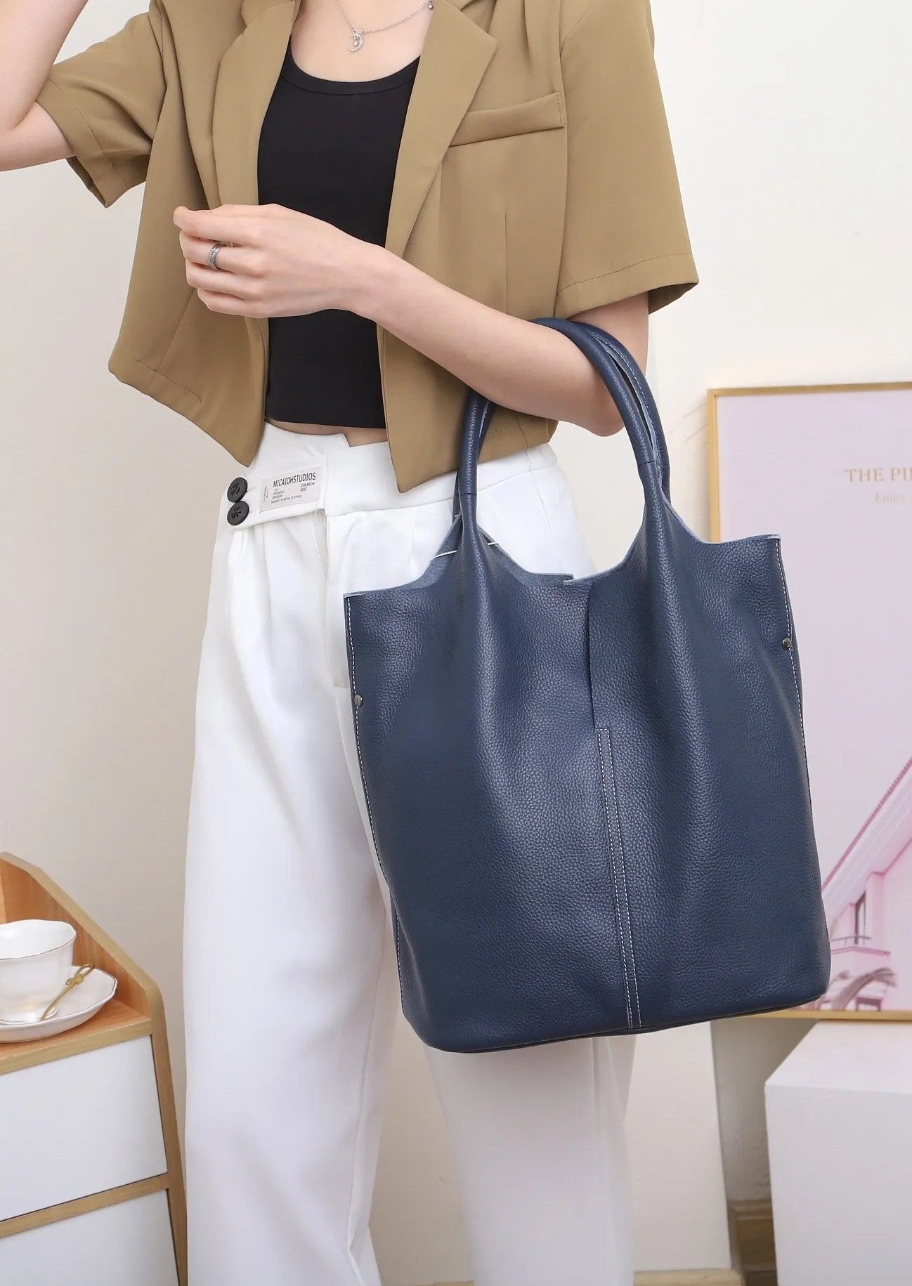 Luxury Genuine Leather Tote Bag for Women – Soft Cowhide Designer Shoulder Bucket Handbag Large Commuter Tote